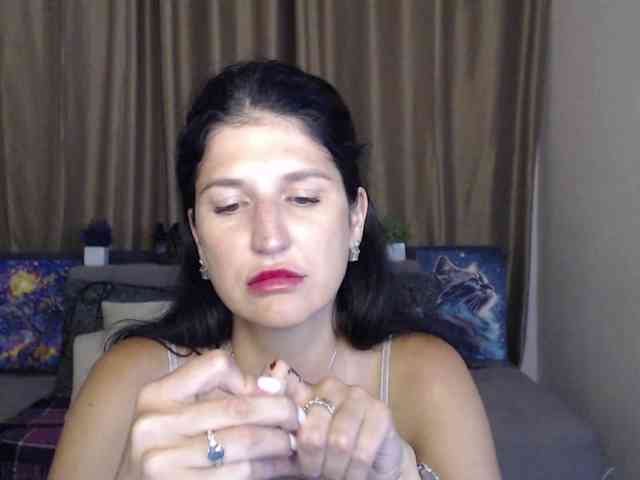 AliannaSoloKisses webcam