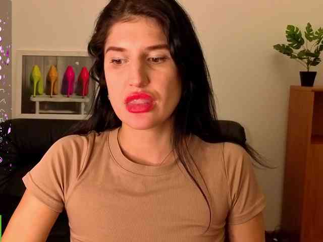 AliannaSoloKisses webcam