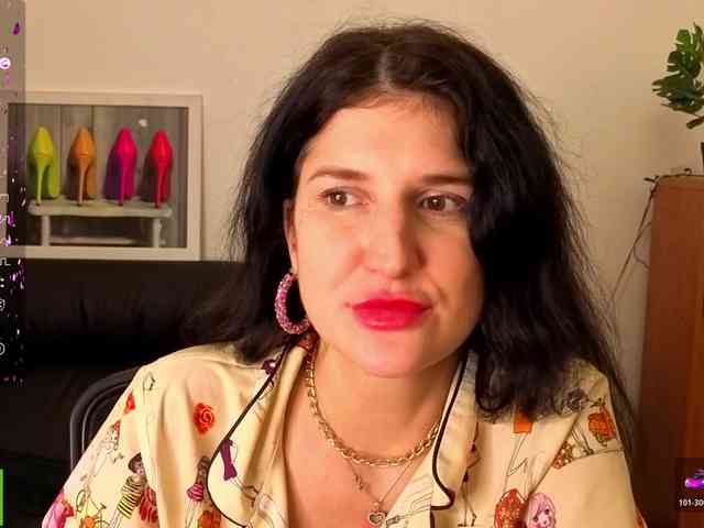 AliannaSoloKisses webcam