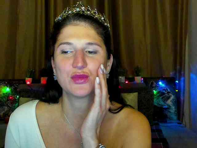 AliannaSoloKisses webcam