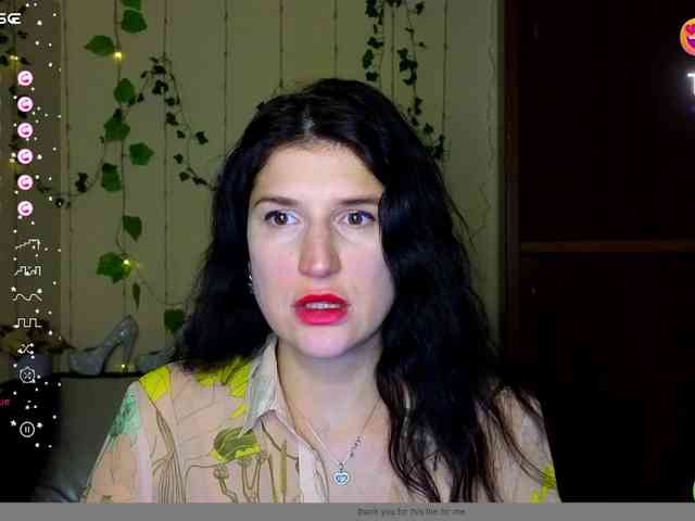 AliannaSoloKisses webcam