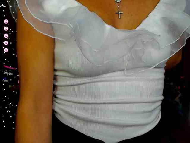 AliannaSoloKisses webcam