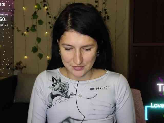 AliannaSoloKisses webcam