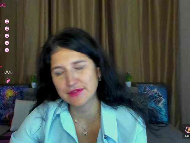 AliannaSoloKisses webcam