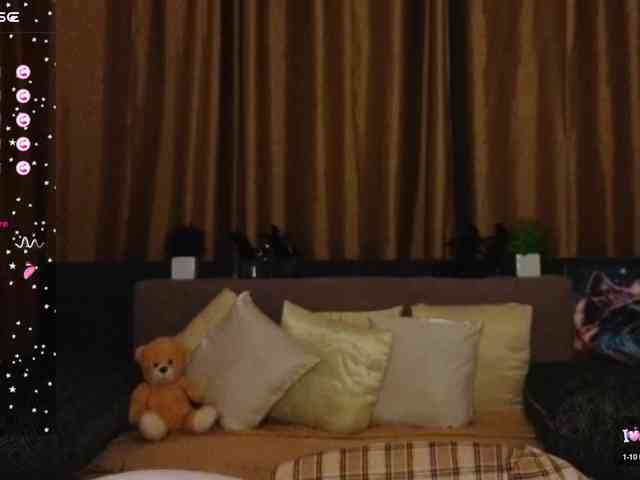 AliannaSoloKisses webcam