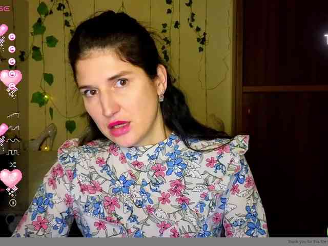 AliannaSoloKisses webcam