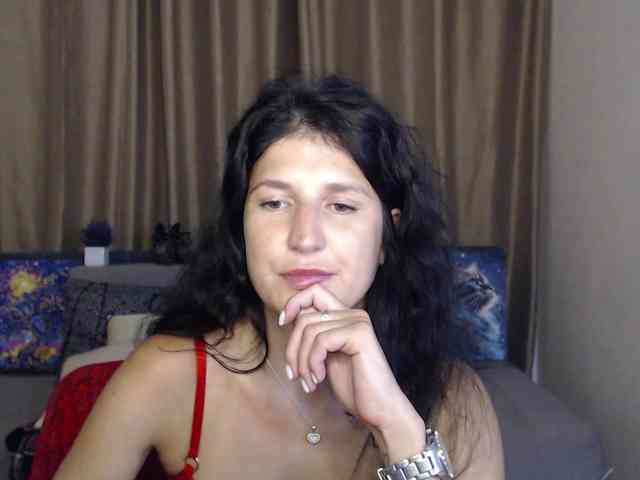 AliannaSoloKisses webcam