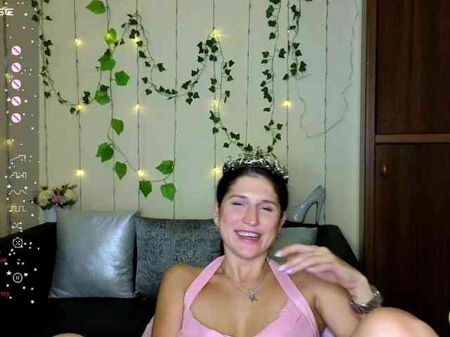 AliannaSoloKisses webcam