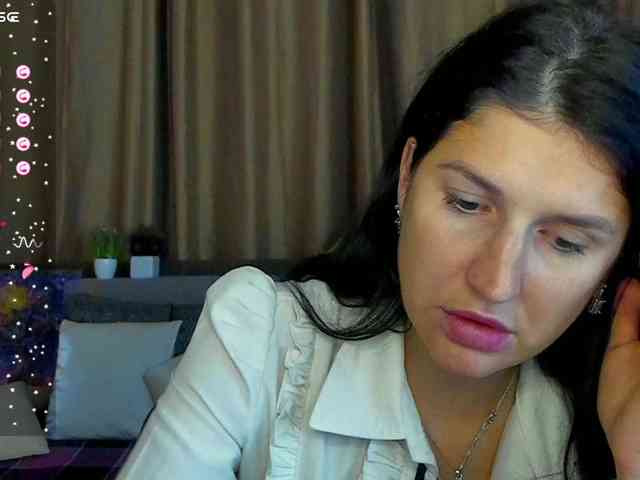 AliannaSoloKisses webcam