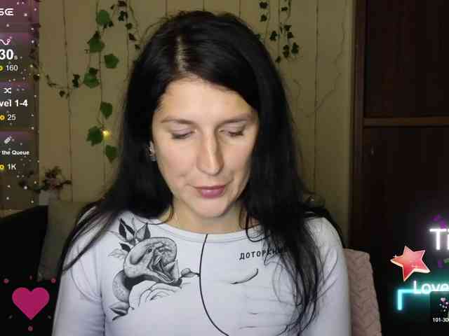 AliannaSoloKisses webcam