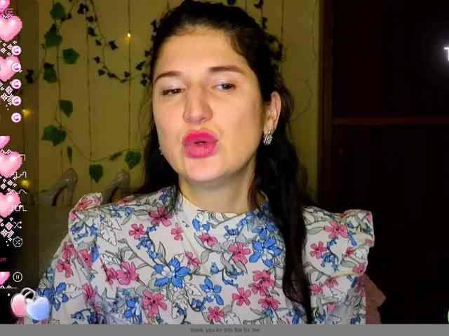 AliannaSoloKisses webcam