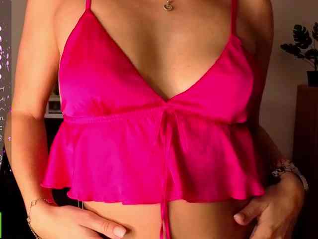 AliannaSoloKisses webcam