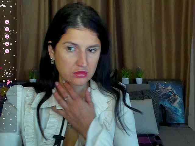 AliannaSoloKisses webcam