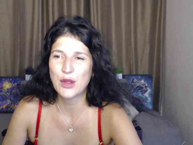 AliannaSoloKisses webcam