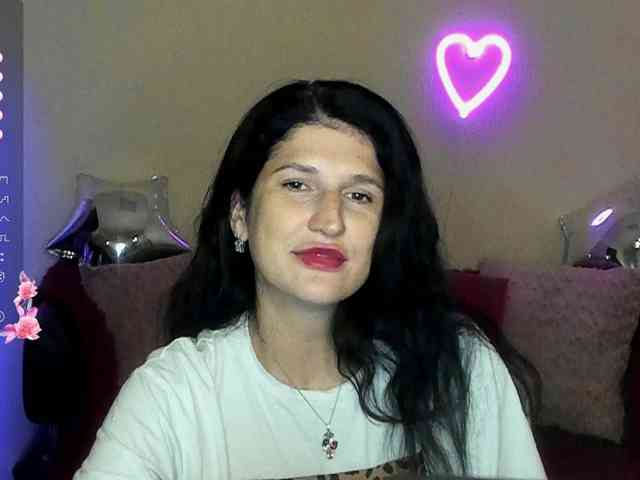 AliannaSoloKisses webcam