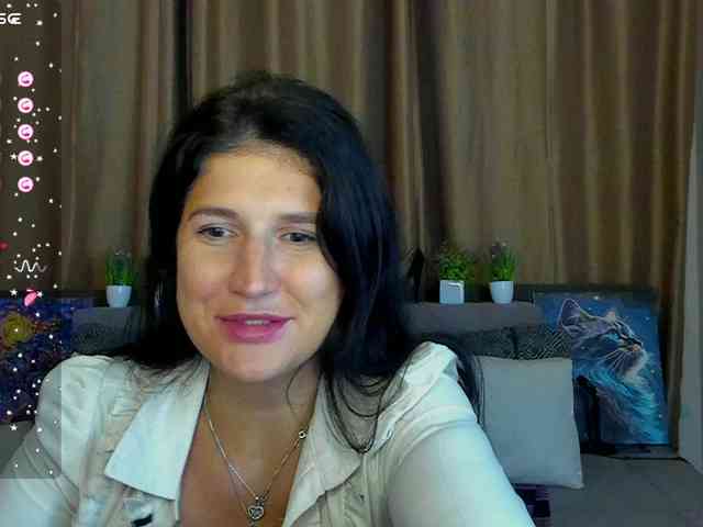 AliannaSoloKisses webcam