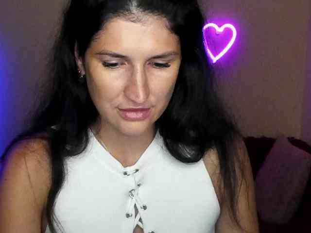 AliannaSoloKisses webcam