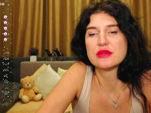 AliannaSoloKisses webcam