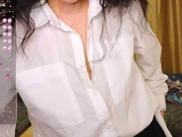 AliannaSoloKisses webcam