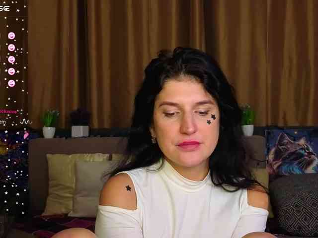 AliannaSoloKisses webcam