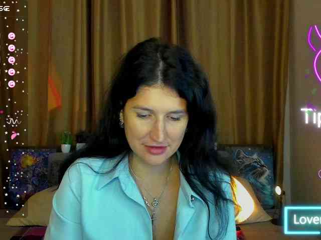 AliannaSoloKisses webcam