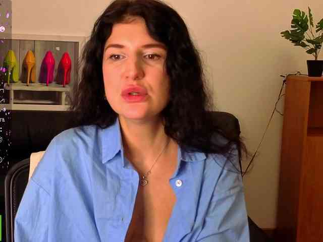 AliannaSoloKisses webcam