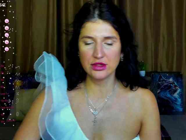 AliannaSoloKisses webcam