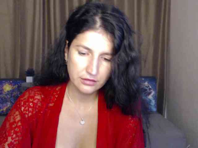 AliannaSoloKisses webcam