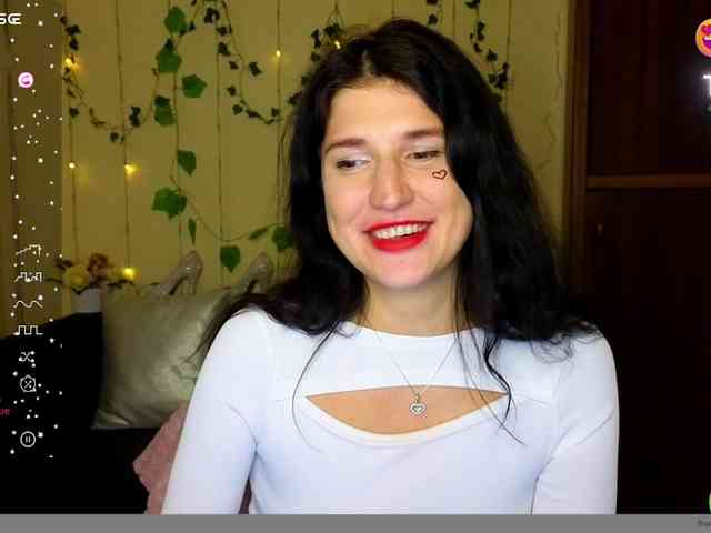 AliannaSoloKisses webcam