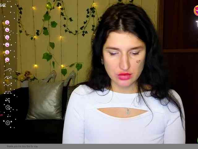 AliannaSoloKisses webcam