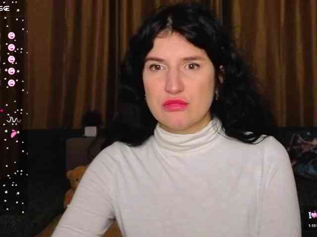 AliannaSoloKisses webcam