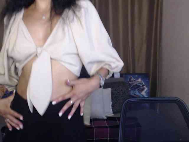 AliannaSoloKisses webcam