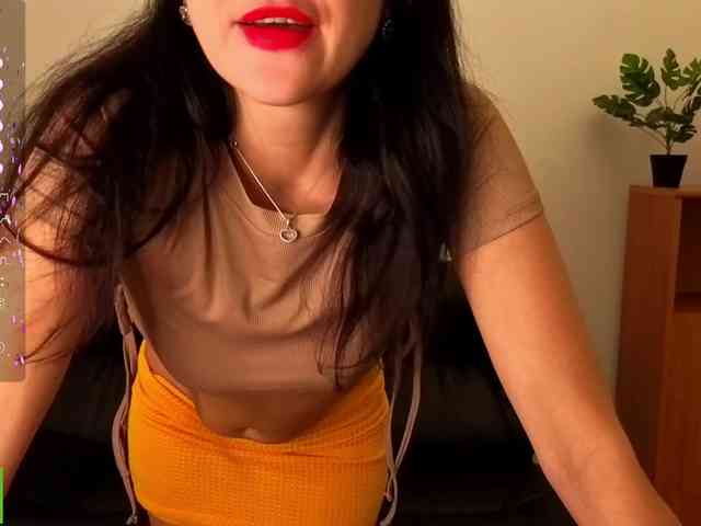 AliannaSoloKisses webcam