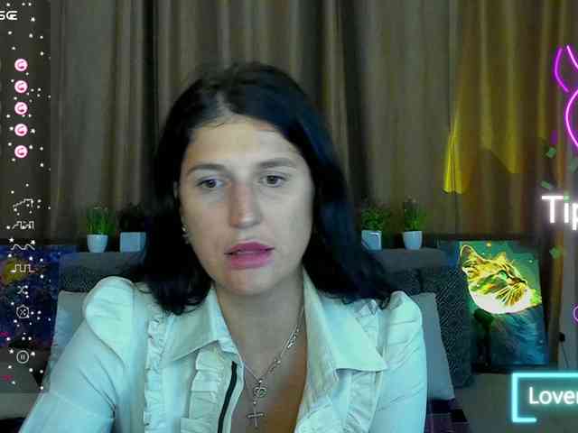 AliannaSoloKisses webcam