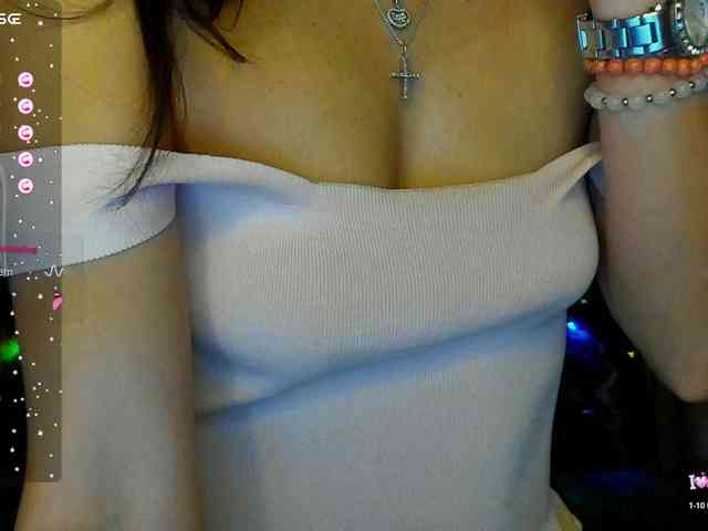 AliannaSoloKisses webcam