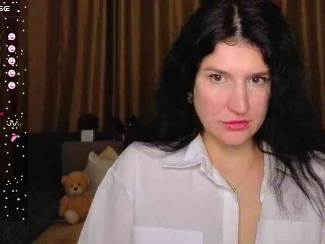 AliannaSoloKisses webcam