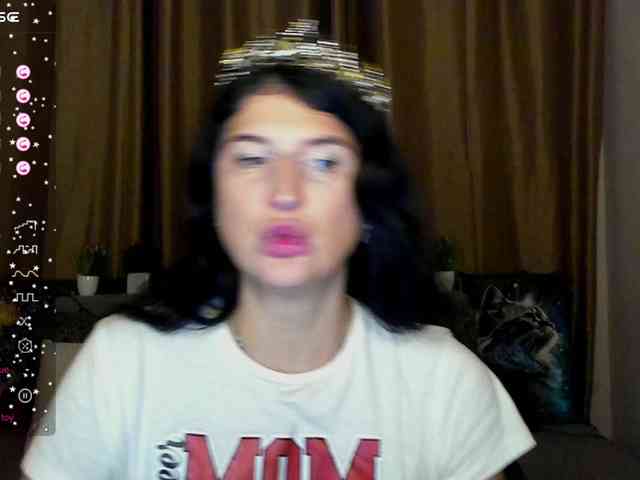 AliannaSoloKisses webcam