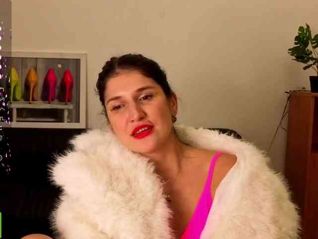 AliannaSoloKisses webcam