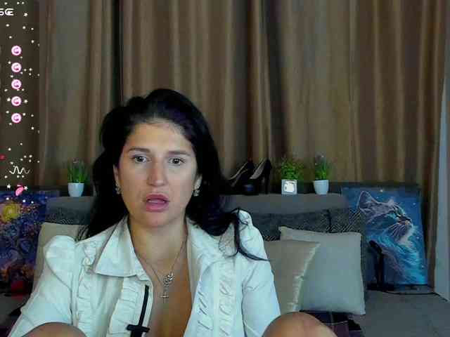 AliannaSoloKisses webcam