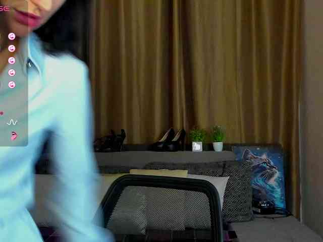 AliannaSoloKisses webcam
