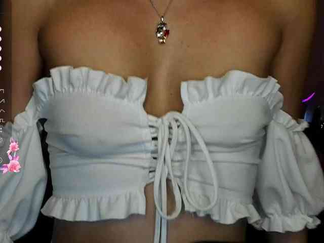 AliannaSoloKisses webcam