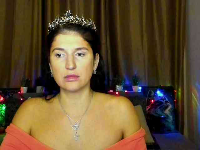 AliannaSoloKisses webcam