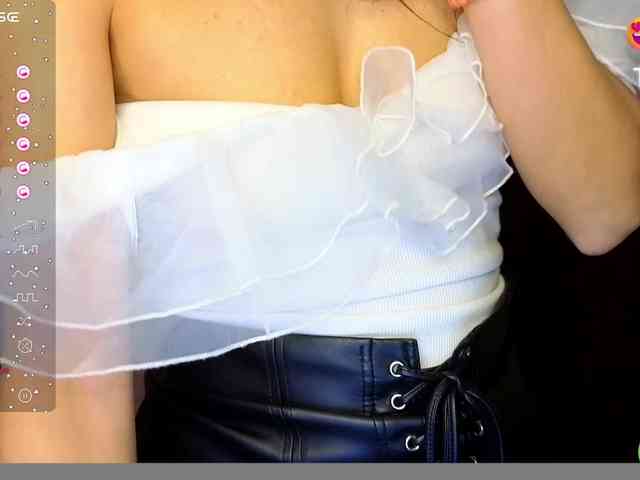 AliannaSoloKisses webcam