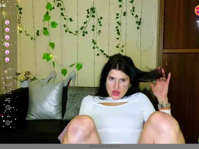 AliannaSoloKisses webcam