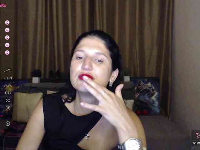 AliannaSoloKisses webcam