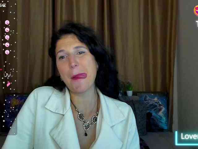 AliannaSoloKisses webcam