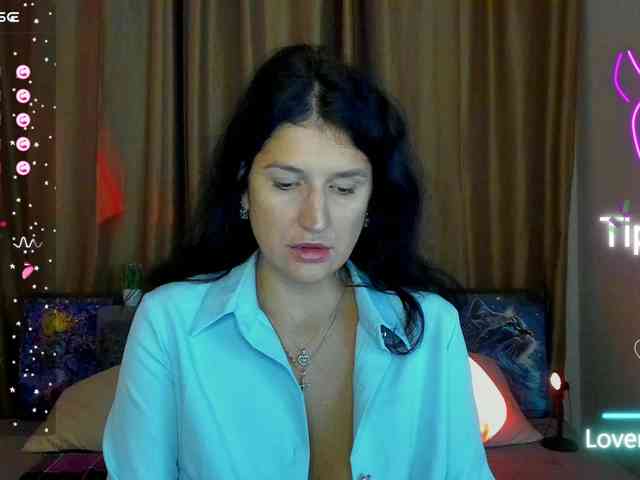 AliannaSoloKisses webcam
