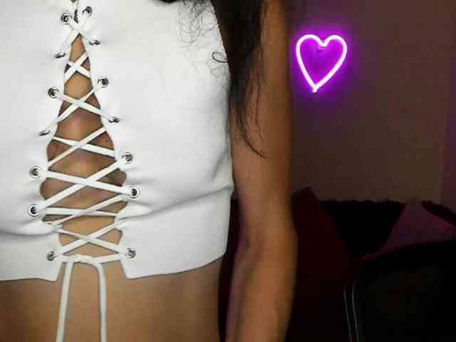 AliannaSoloKisses webcam