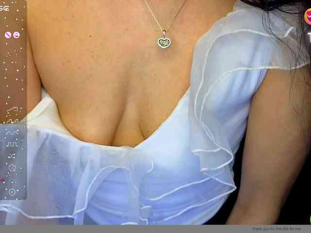 AliannaSoloKisses webcam