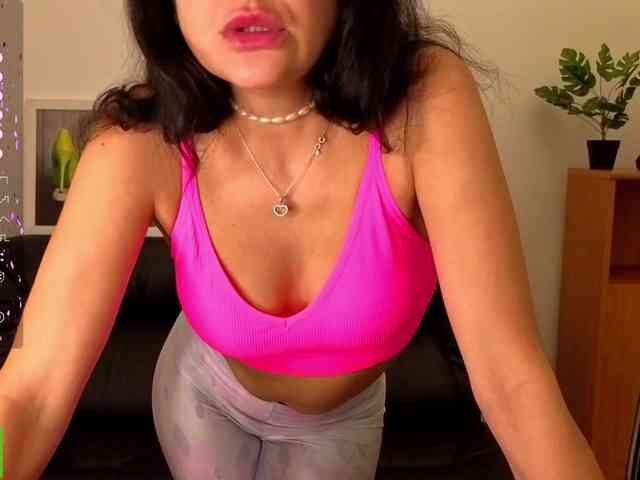 AliannaSoloKisses webcam